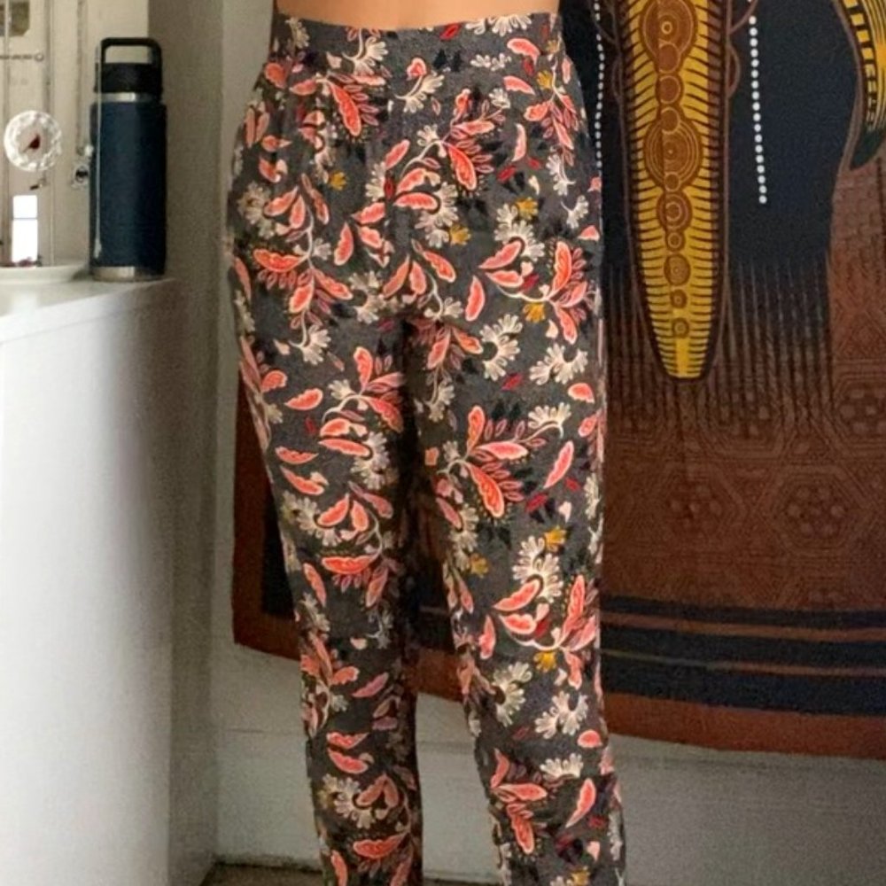 Multicolored flowy pants
